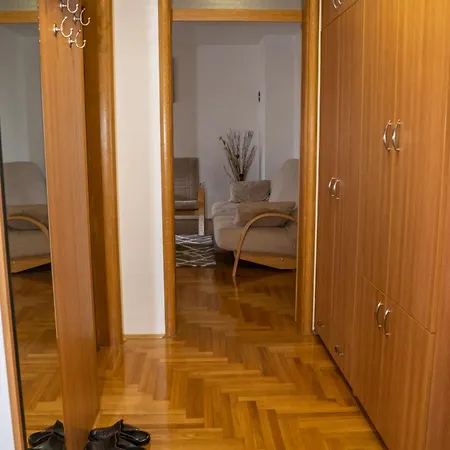 Red Rose Apartment Banja Luka